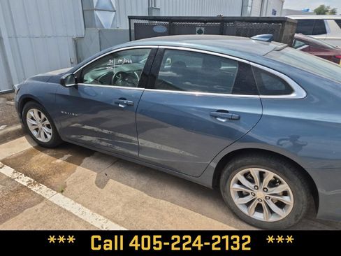 Used 2025 Chevrolet Malibu LT FWD image 9