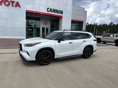 Certified 2025 Toyota Highlander XLE
