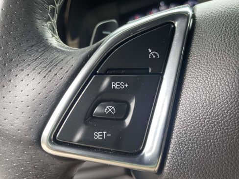 Used 2023 Chevrolet Camaro SS RWD image 9