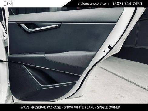 Used 2023 Kia Niro Wave w/ Wave Preserve Package FWD image 26