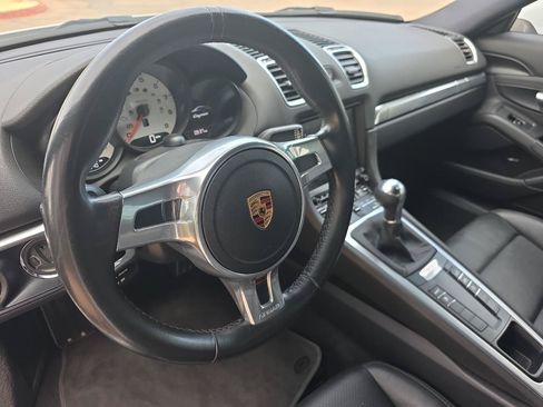 Used 2016 Porsche Cayman RWD image 5