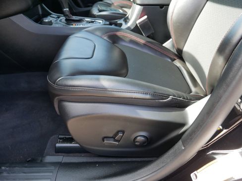 Used 2022 Jeep Cherokee Trailhawk w/ Sound & Nav Group image 20