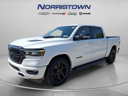 Certified 2022 RAM 1500 Laramie AWD/4WD image 3