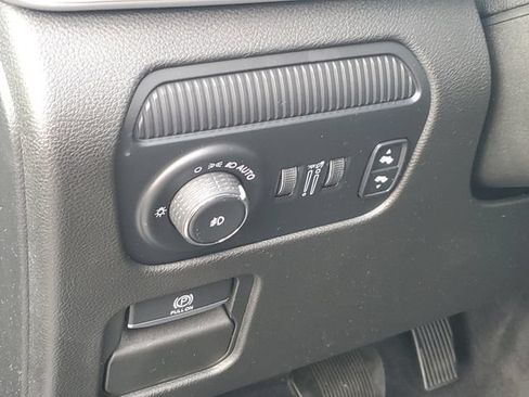 Used 2022 Jeep Wagoneer Series II AWD/4WD image 14
