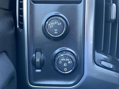 Used 2017 Chevrolet Silverado 1500 LT w/ True North Edition AWD/4WD image 16