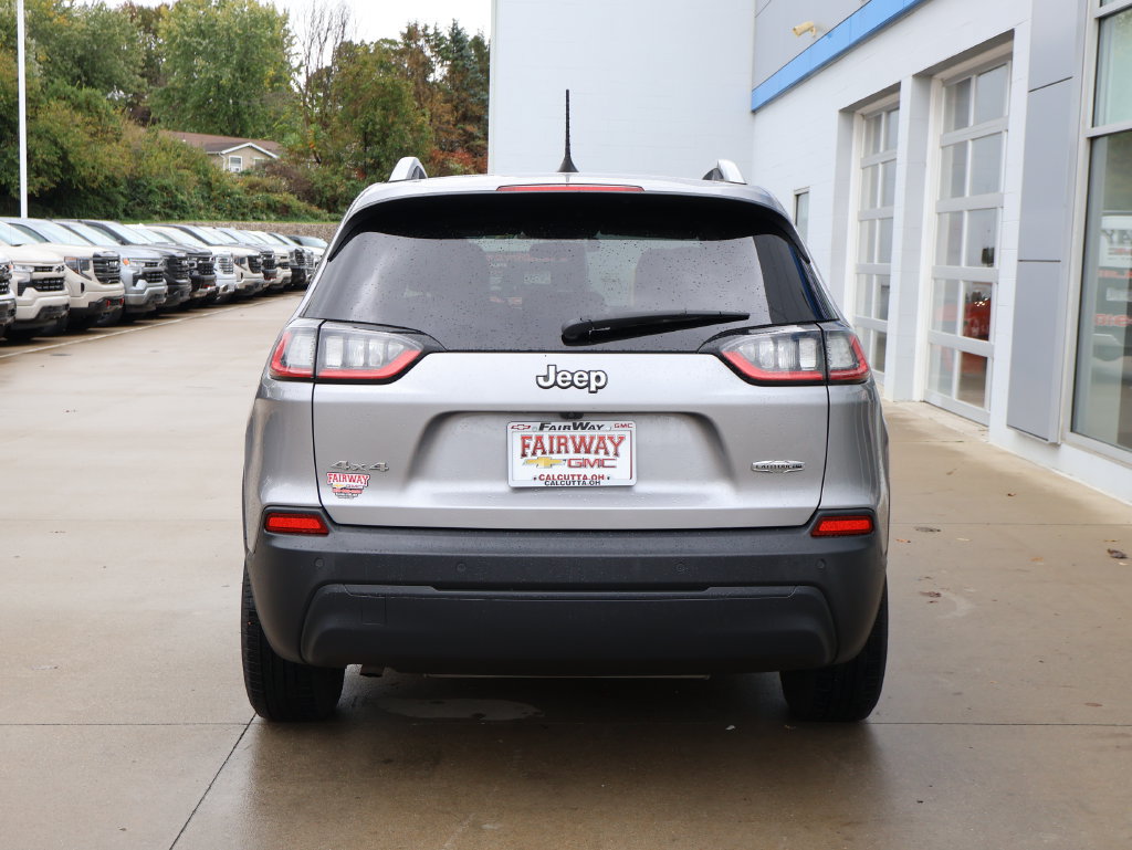 Used 2020 Jeep Cherokee Latitude Plus w/ Cold Weather Group AWD/4WD image 9