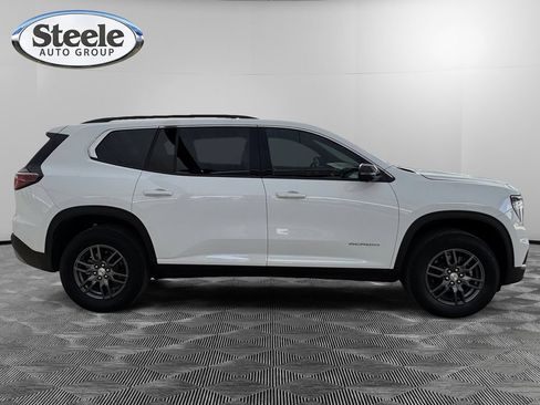 Used 2025 GMC Acadia Elevation FWD image 6