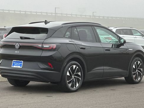 Used 2021 Volkswagen ID.4 Pro w/ ID.4 Protection Package image 3