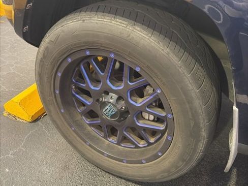 Used 2018 Toyota 4Runner SR5 Premium image 5