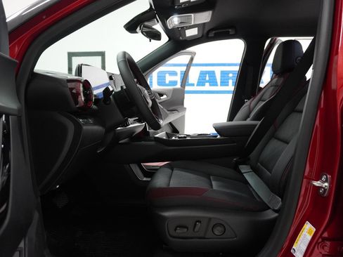 New 2026 Chevrolet Equinox RS w/ Convenience Package III image 17