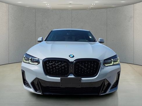 Used 2023 BMW X4 xDrive30i w/ M Sport Package AWD/4WD image 12