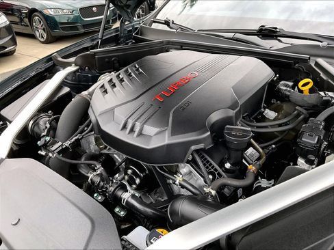Used 2022 Kia Stinger GT2 AWD/4WD image 33