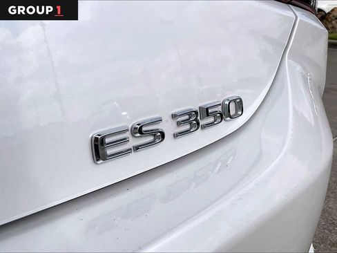 Used 2025 Lexus ES 350 w/ Premium Package image 27