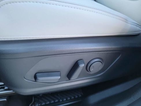 New 2026 Hyundai Tucson Limited image 12