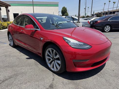 Used 2018 Tesla Model 3 Long Range RWD image 3