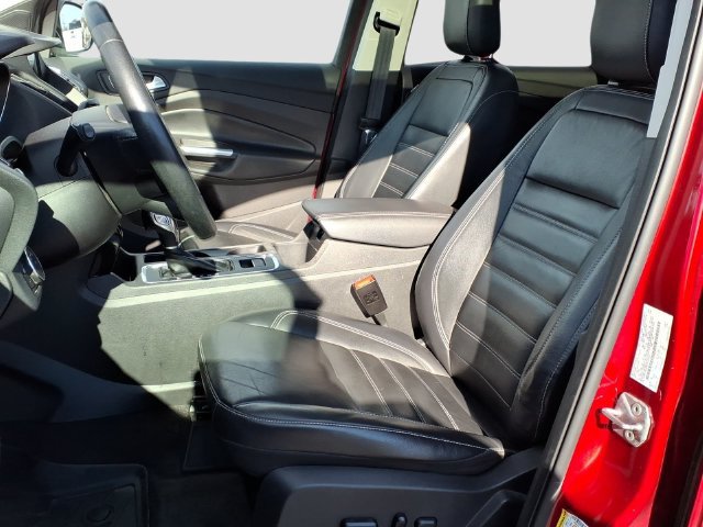 Used 2019 Ford Escape Titanium AWD/4WD image 19