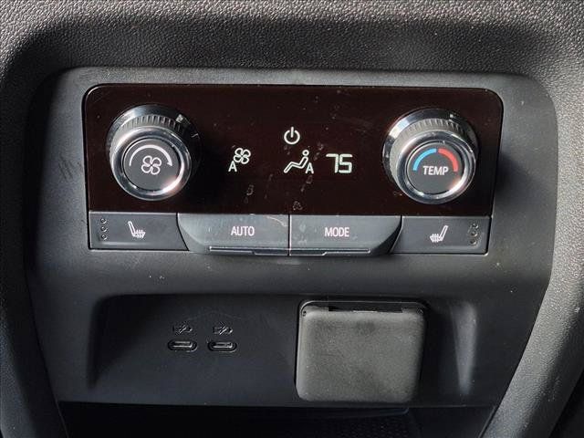 Used 2024 Chevrolet Traverse RS w/ LPO, Floor Liner Package FWD image 19