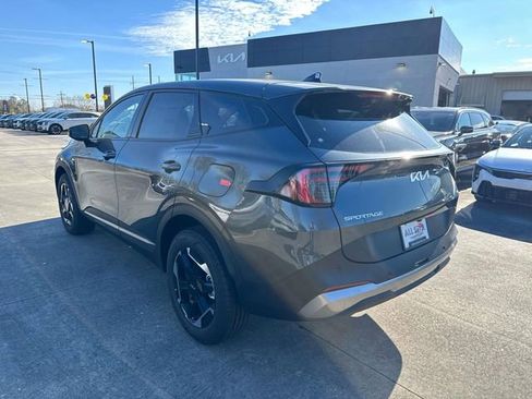 New 2026 Kia Sportage S image 6