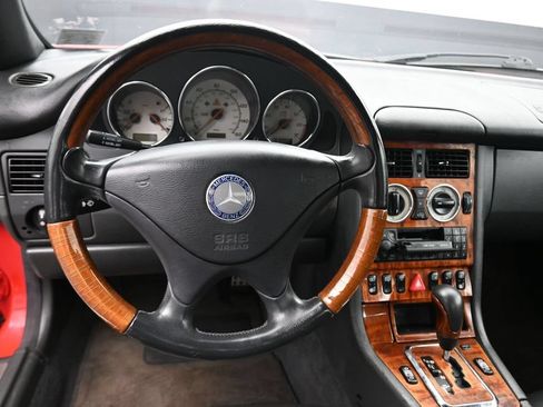 Used 2002 Mercedes-Benz SLK 320 image 14