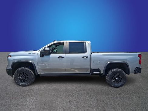 Used 2024 Chevrolet Silverado 2500 ZR2 w/ Technology Package AWD/4WD image 7