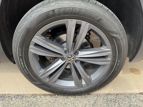Used 2021 Volkswagen Atlas SE image 22