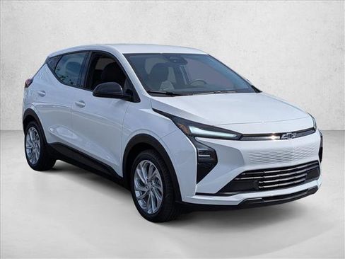 New 2027 Chevrolet Bolt LT w/ Comfort Package FWD image 7