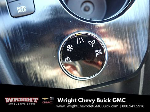 Used 2024 Nissan Rogue S image 21