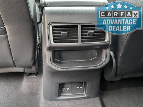 Used 2024 Volkswagen Atlas Cross Sport SE AWD/4WD image 16