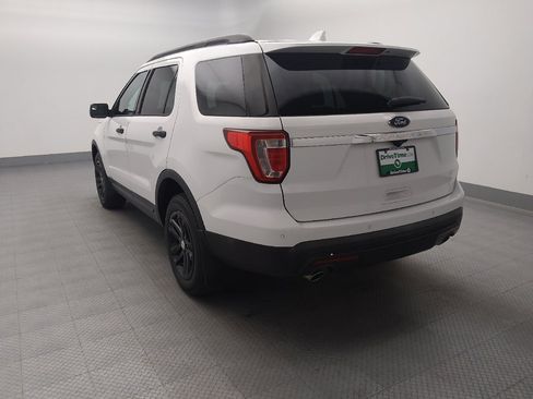 Used 2017 Ford Explorer 4WD image 6