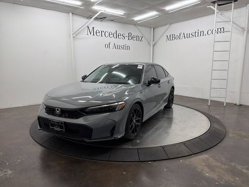 Used 2025 Honda Civic Sport image 3