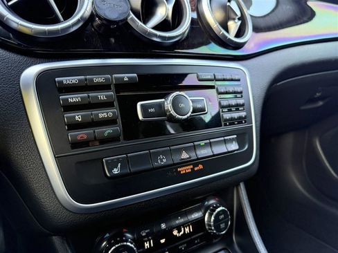 Used 2014 Mercedes-Benz CLA 250 4dr Sdn CLA 250 FWD image 23