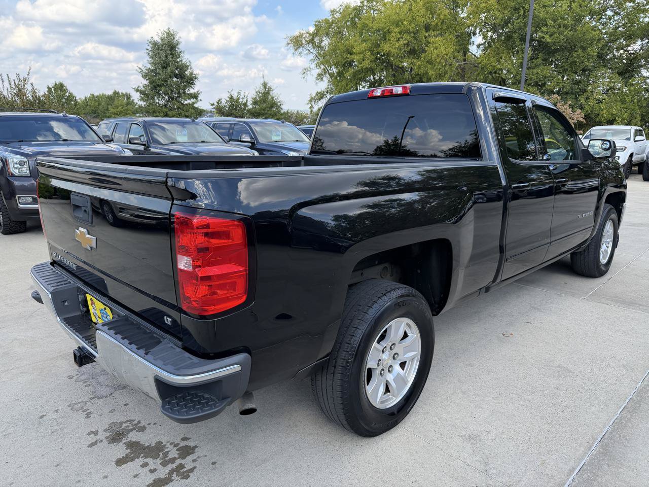 Used 2017 Chevrolet Silverado 1500 LT w/ All Star Edition RWD image 5