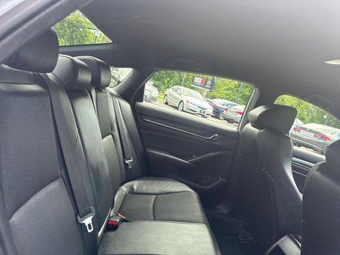 Used 2019 Honda Accord Sport image 31
