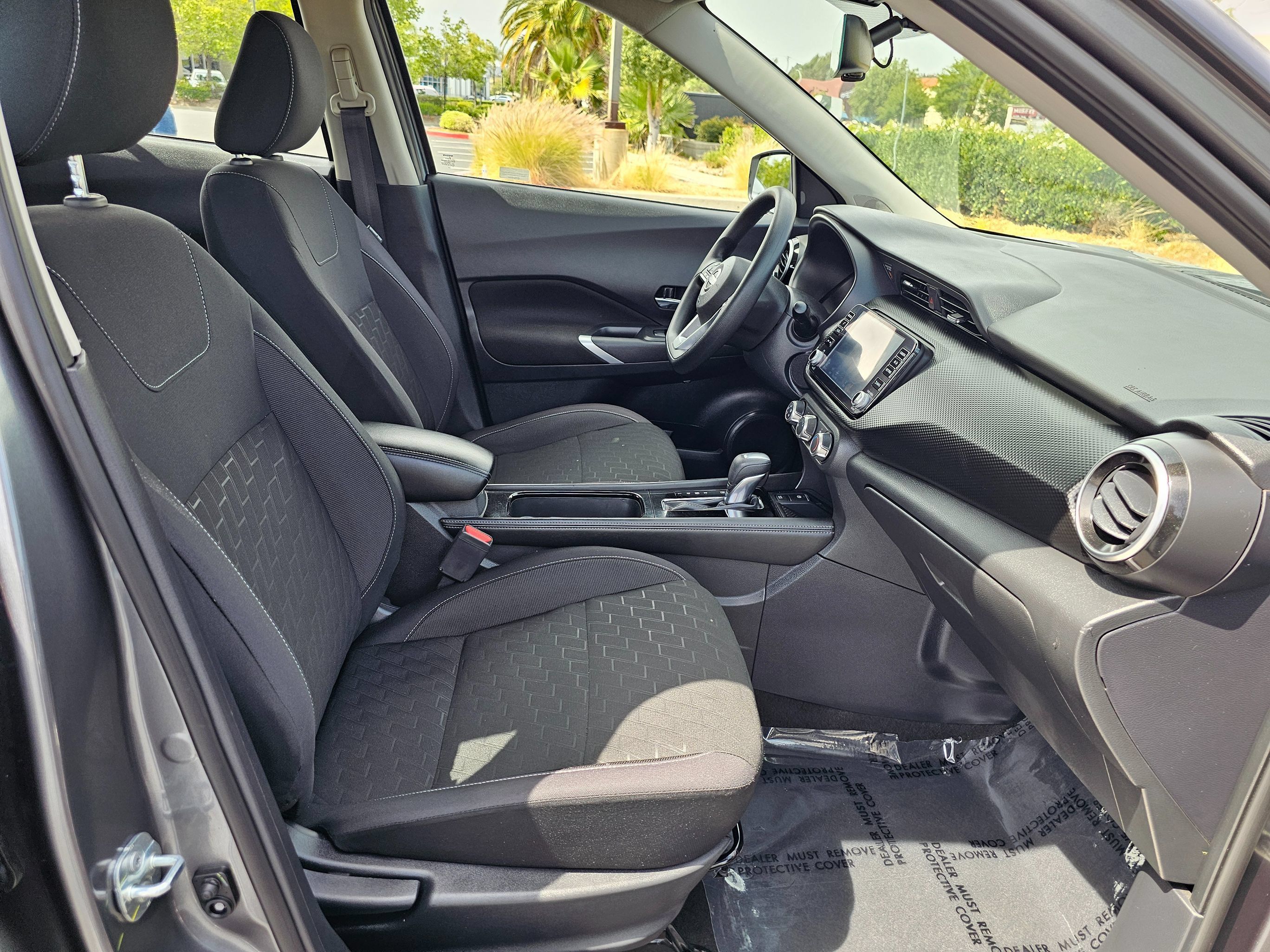 Used 2023 Nissan Kicks SV w/ Interior Electronics Package FWD image 29