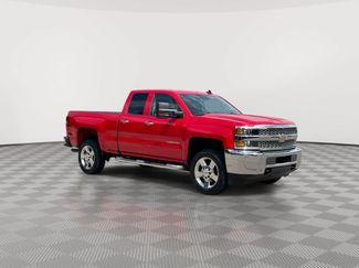 Used 2019 Chevrolet Silverado 2500 W/T w/ Snow Plow Prep Package AWD/4WD video 2