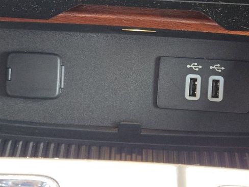 Used 2016 Ford F150 King Ranch w/ Equipment Group 601A Luxury image 9