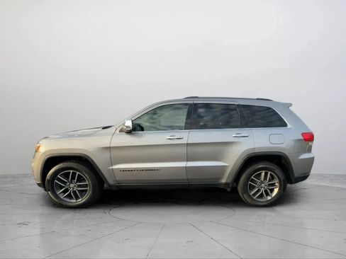 Used 2017 Jeep Grand Cherokee Limited image 6