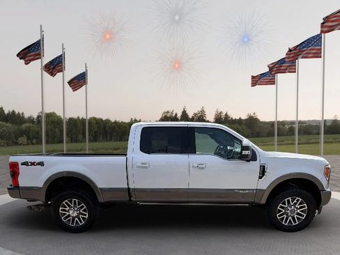 Used 2018 Ford F250 King Ranch w/ King Ranch Ultimate Package AWD/4WD image 7