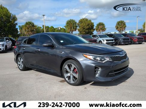 Used 2017 Kia Optima SX image 2