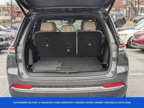 Used 2023 Jeep Grand Cherokee 4WD 4xe w/ Luxury Tech Group II image 7