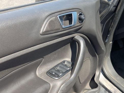 Used 2014 Ford Fiesta Titanium FWD image 26