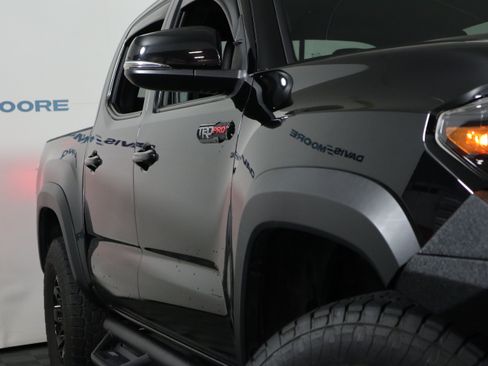 Used 2019 Toyota Tacoma TRD Pro AWD/4WD image 3