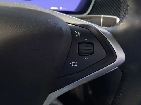 Used 2017 Tesla Model X 75D image 16