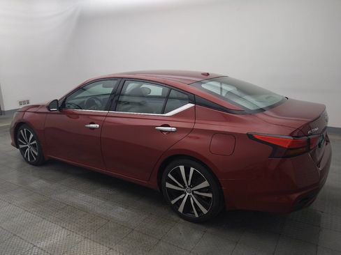 Used 2020 Nissan Altima 2.5 Platinum FWD image 3