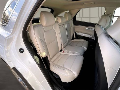 New 2026 Genesis GV70 2.5T Advanced AWD/4WD image 9