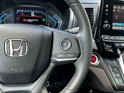 Used 2021 Honda Odyssey EX image 12
