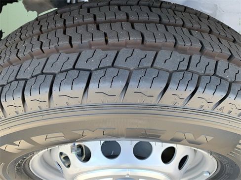 New 2024 RAM ProMaster 3500 w/ Premium Convenience Group image 11