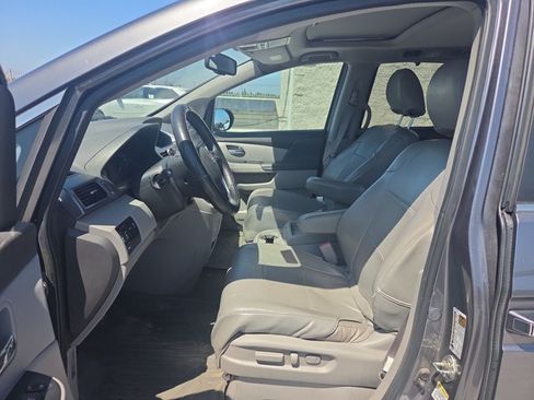 Used 2014 Honda Odyssey EX-L image 14