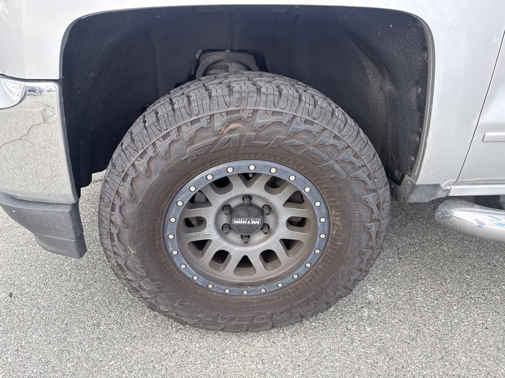 Used 2016 Chevrolet Silverado 1500 LT w/ All Star Edition RWD image 12
