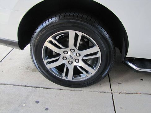 Used 2022 Ford Expedition XLT RWD image 30